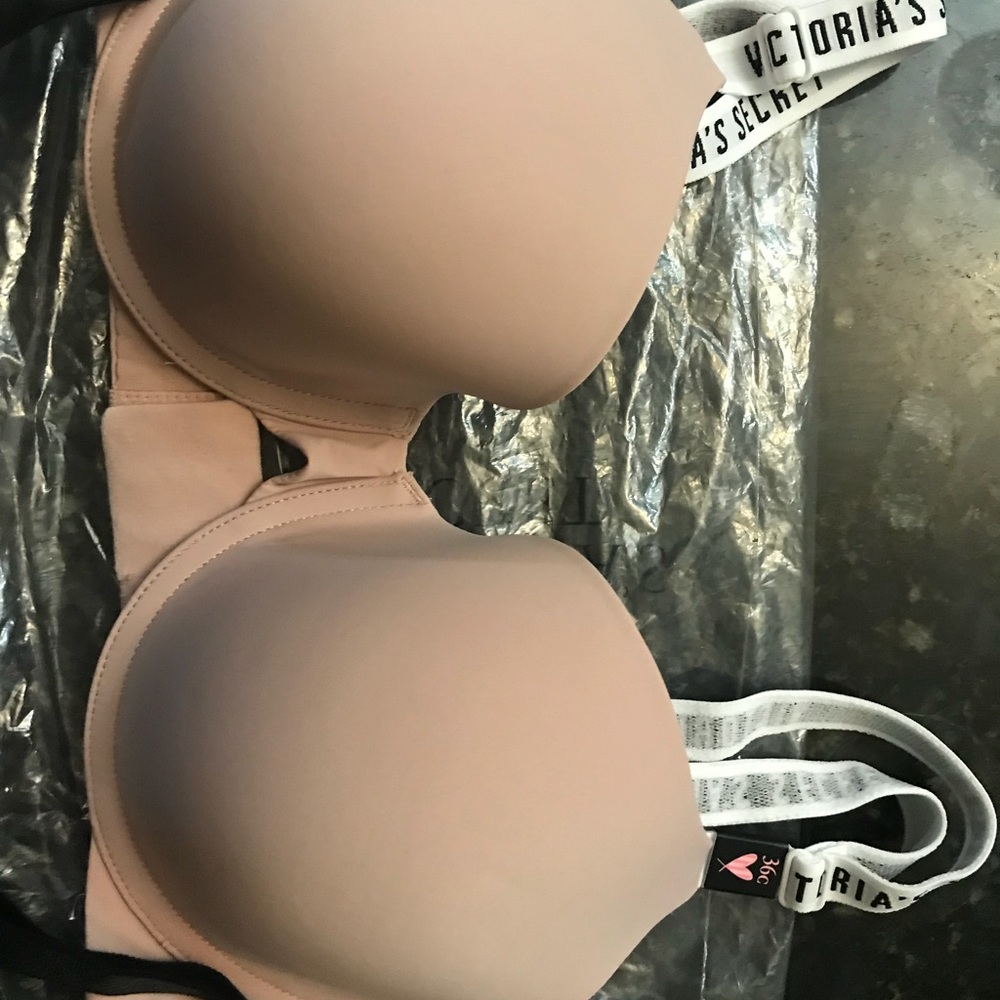 Victoria’s Secret bra